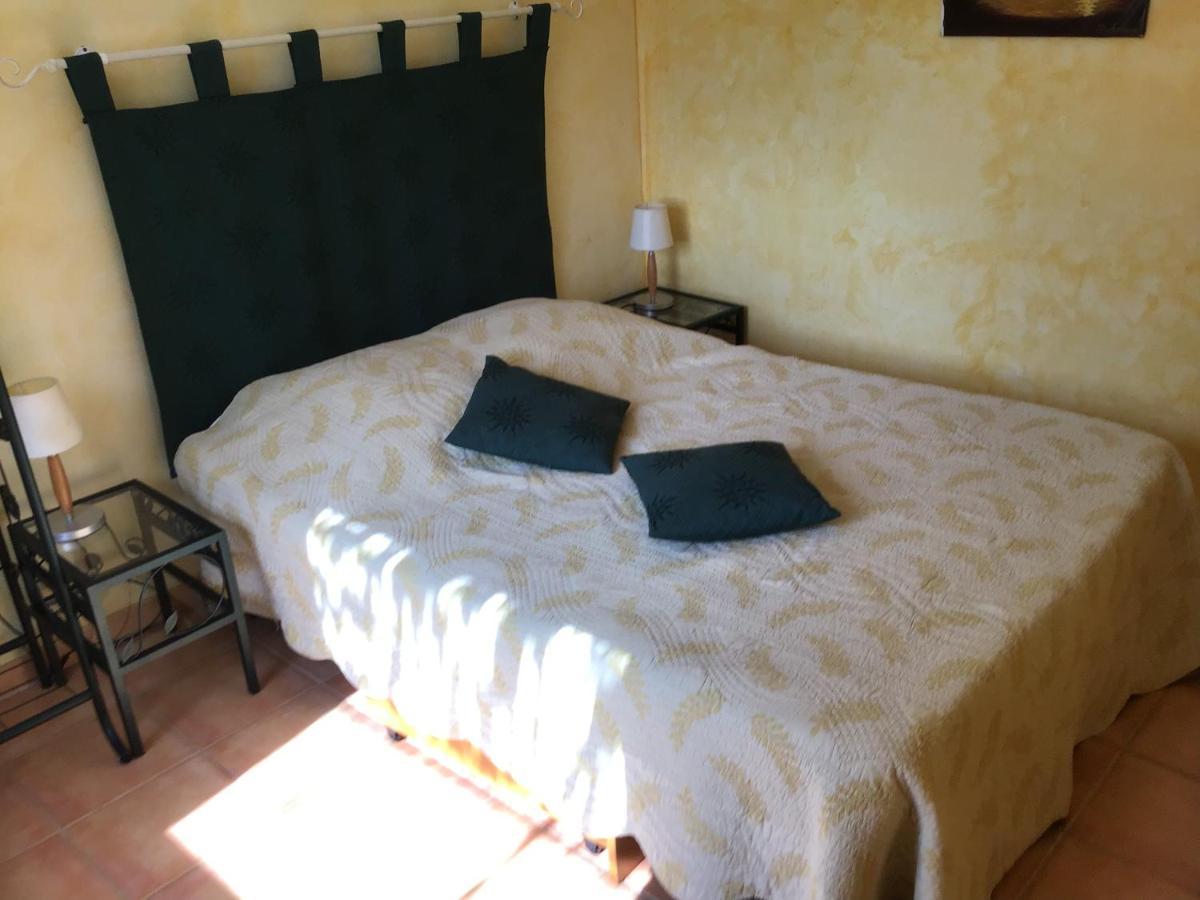 Villa Gite des oliviers à Le Luc Extérieur photo